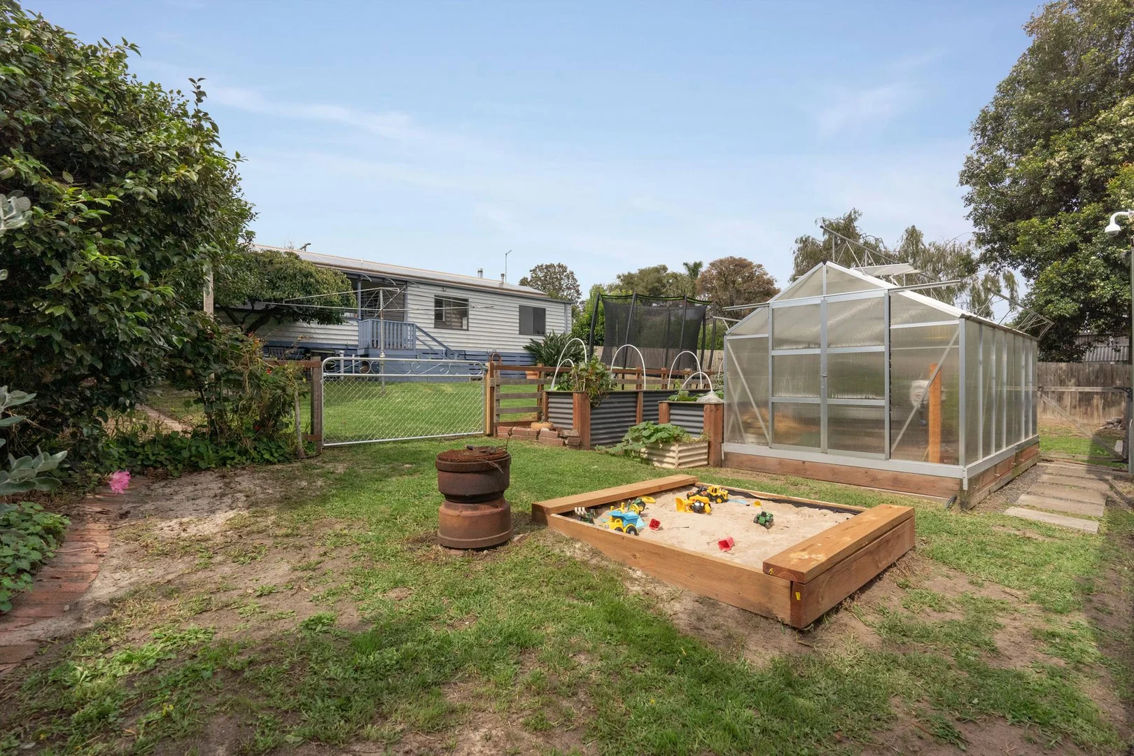 Additional image 17 of 9 Russell Street, Drouin VIC 3818