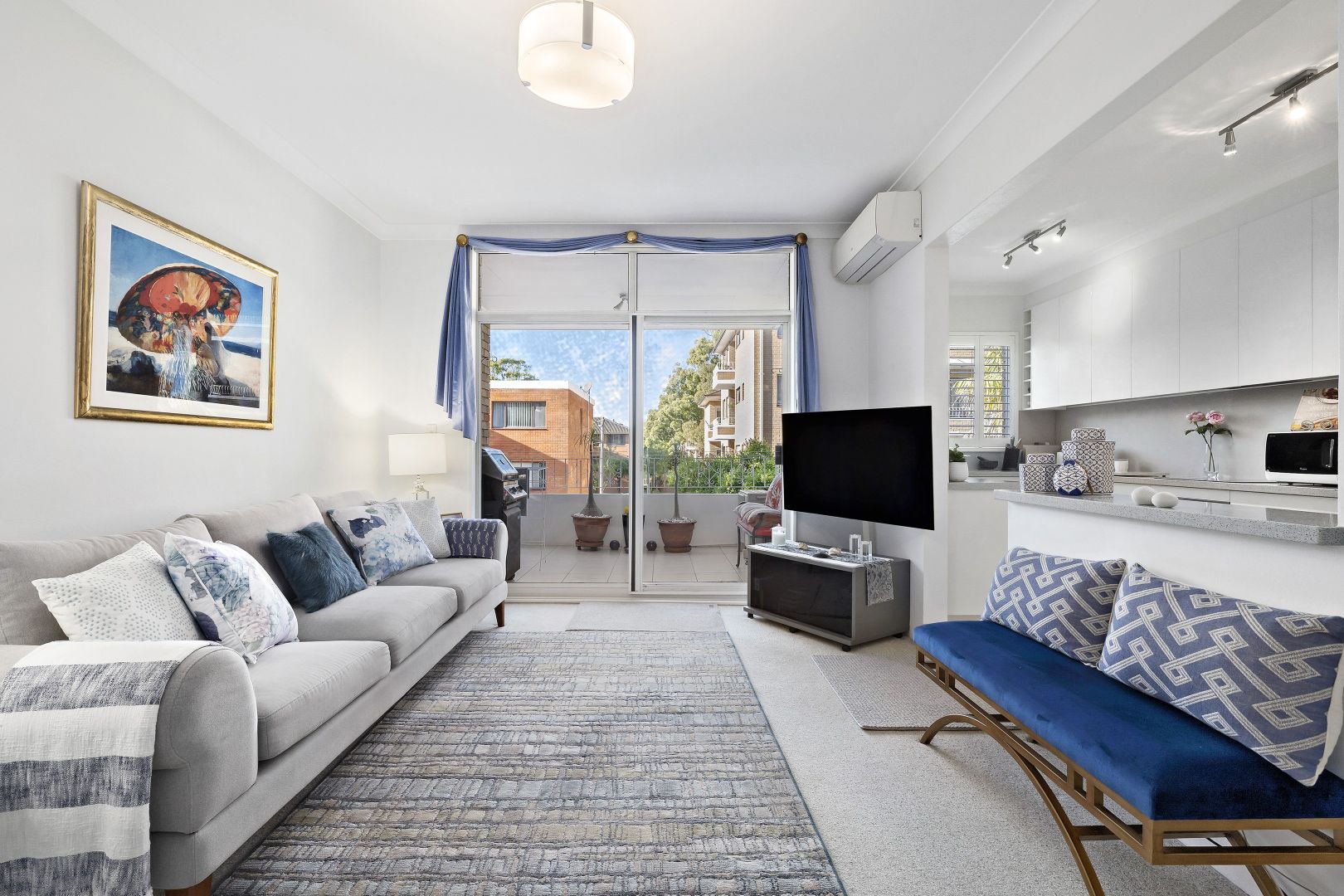 2/36 Shaftesbury Street, Carlton NSW 2218, Image 2