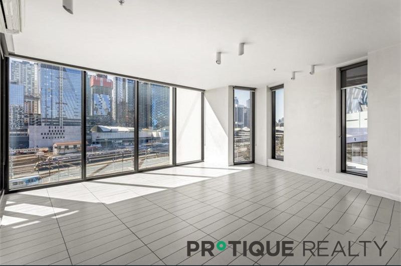 2 bedrooms Apartment / Unit / Flat in 611/673 La Trobe Street DOCKLANDS VIC, 3008