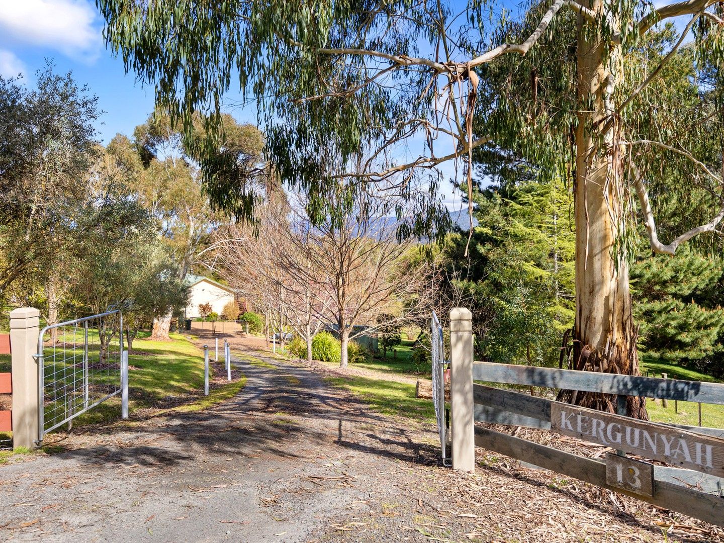 13 Gwinganna Place, Buxton VIC 3711, Image 0