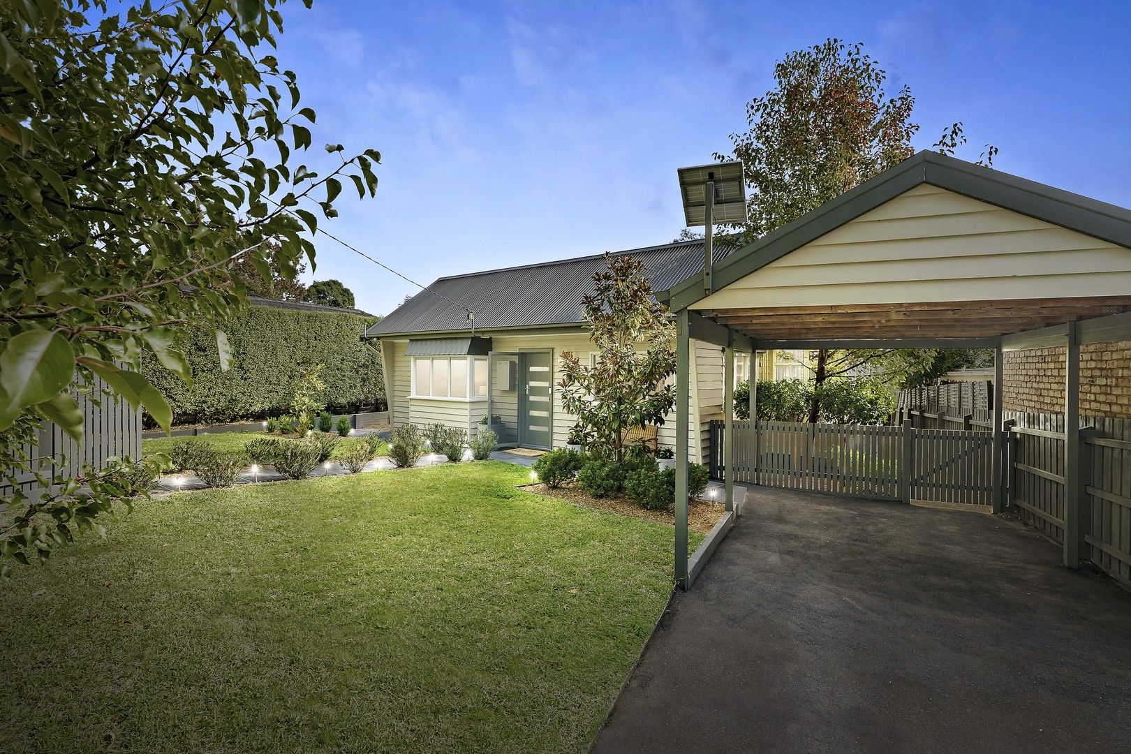 17 Mount Dandenong Road, Croydon VIC 3136, Image 0