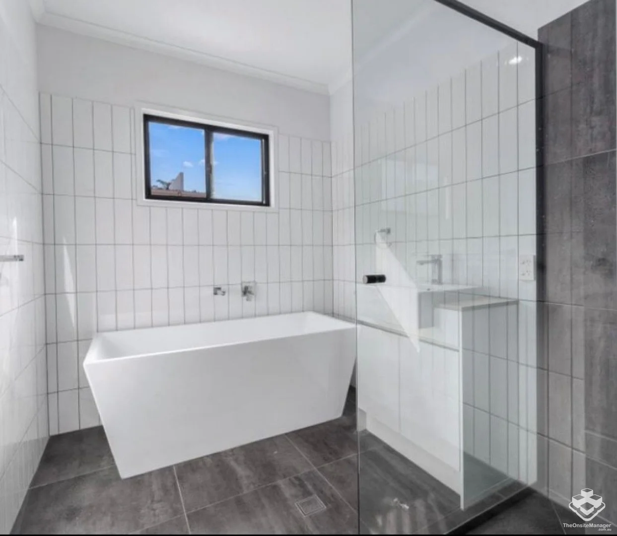 Additional image 9 of ID:21162701/33 Henderson Road, Everton Hills QLD 4053