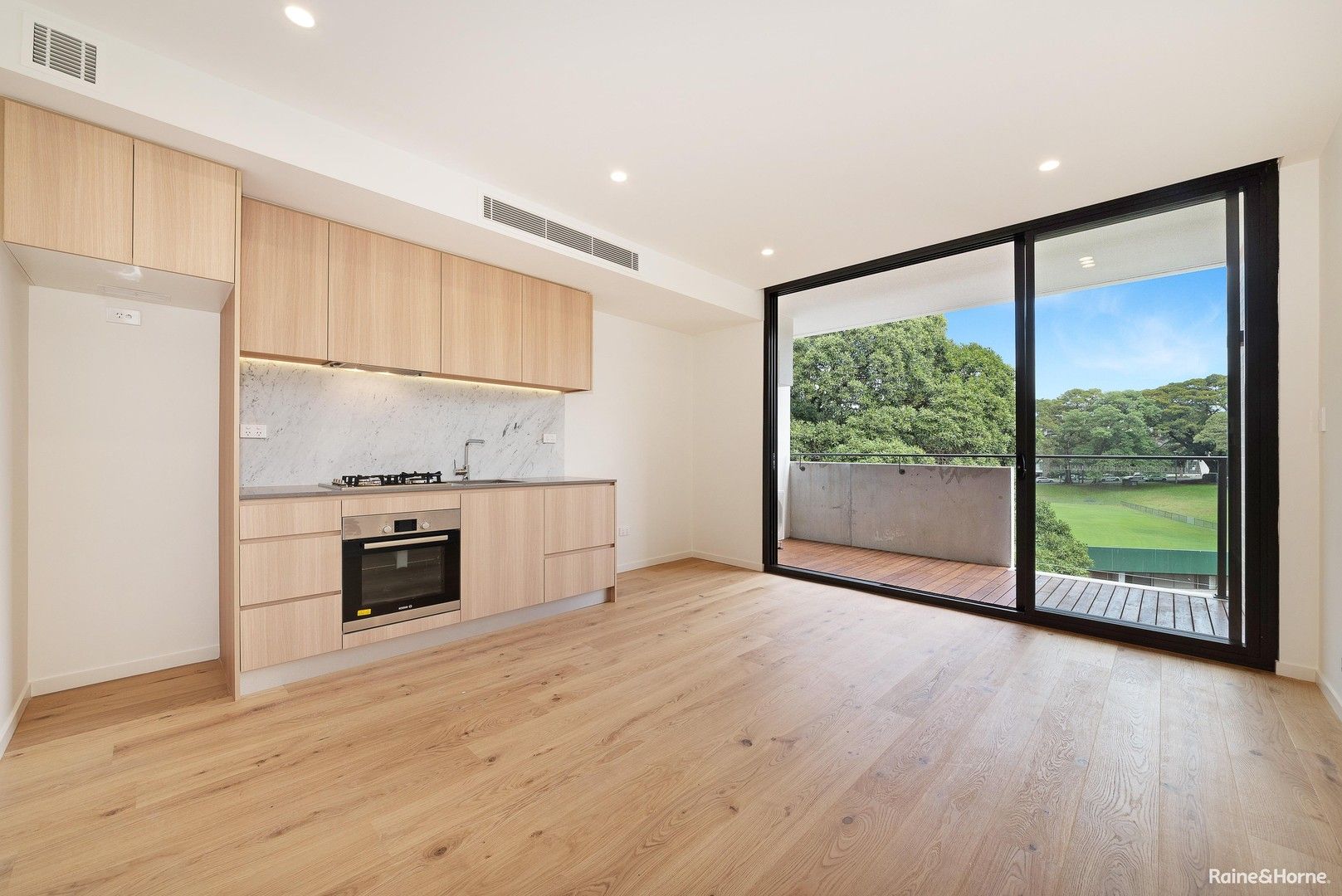 1 bedrooms Apartment / Unit / Flat in B303/34 McEvoy Street WATERLOO NSW, 2017