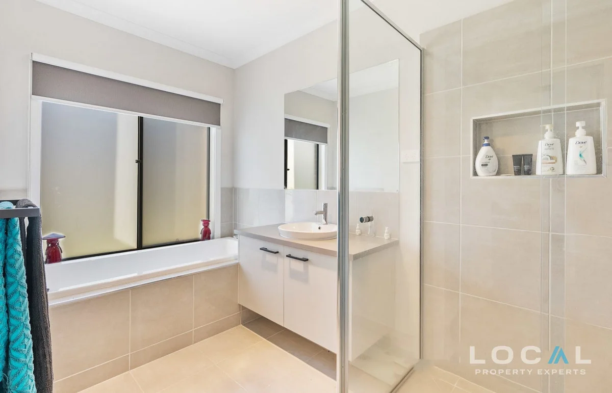 1 Cerulean View, Werribee VIC 3030 - House For Rent | Domain