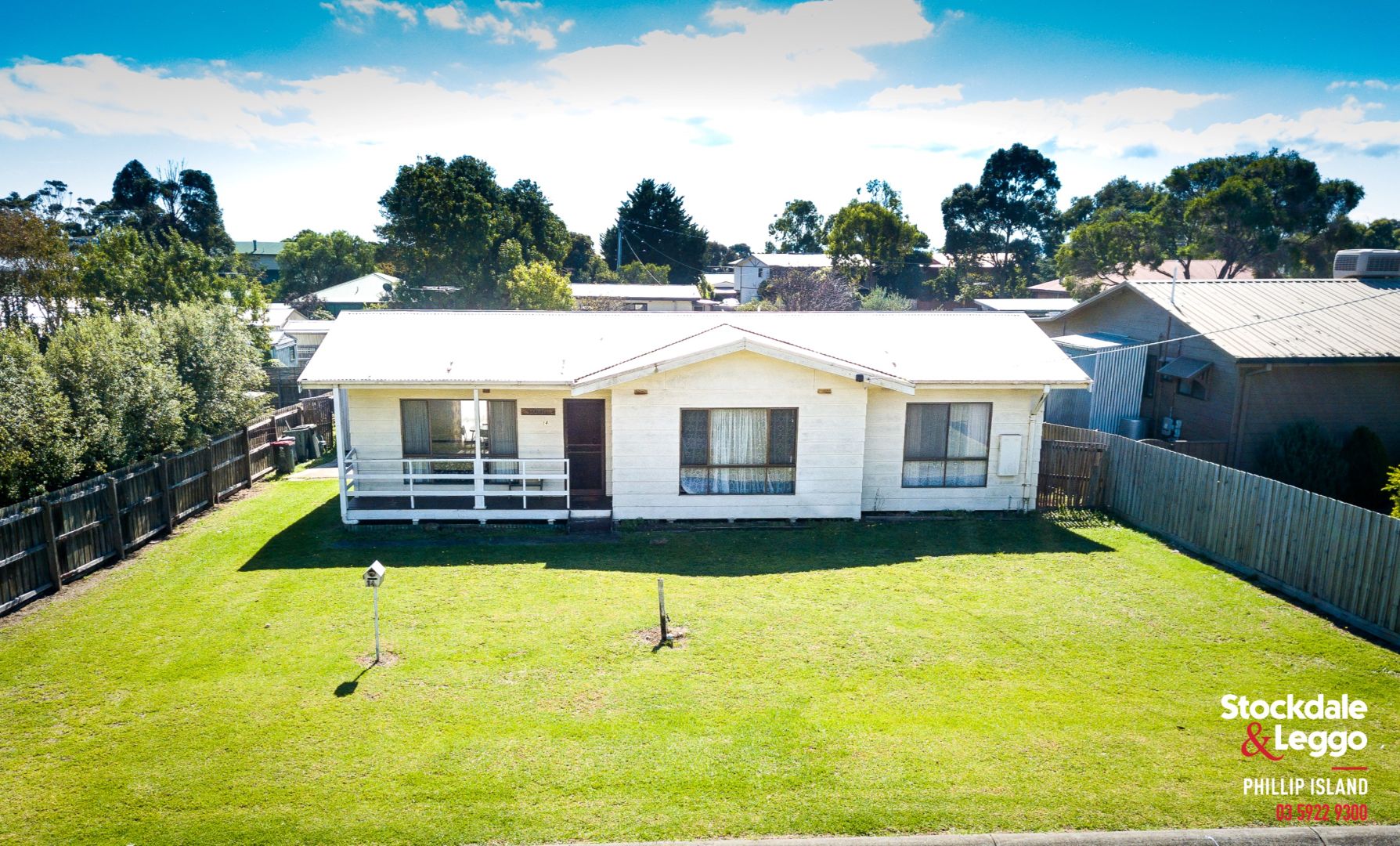14 Lawrence Avenue, Cowes VIC 3922
