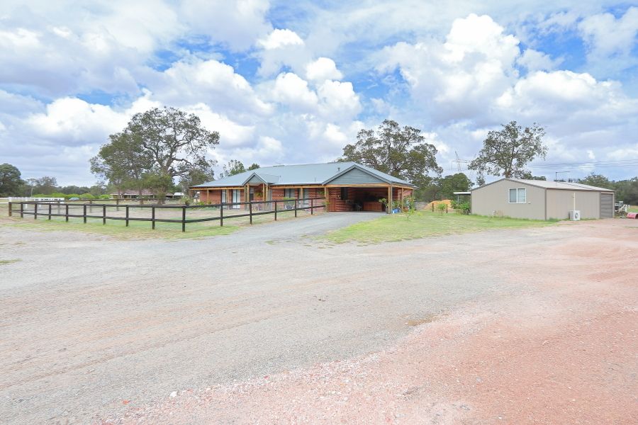 126 Cavanagh Cl, Cardup WA 6122, Image 2