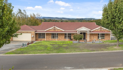 Picture of 11 Clover Court, ROMSEY VIC 3434