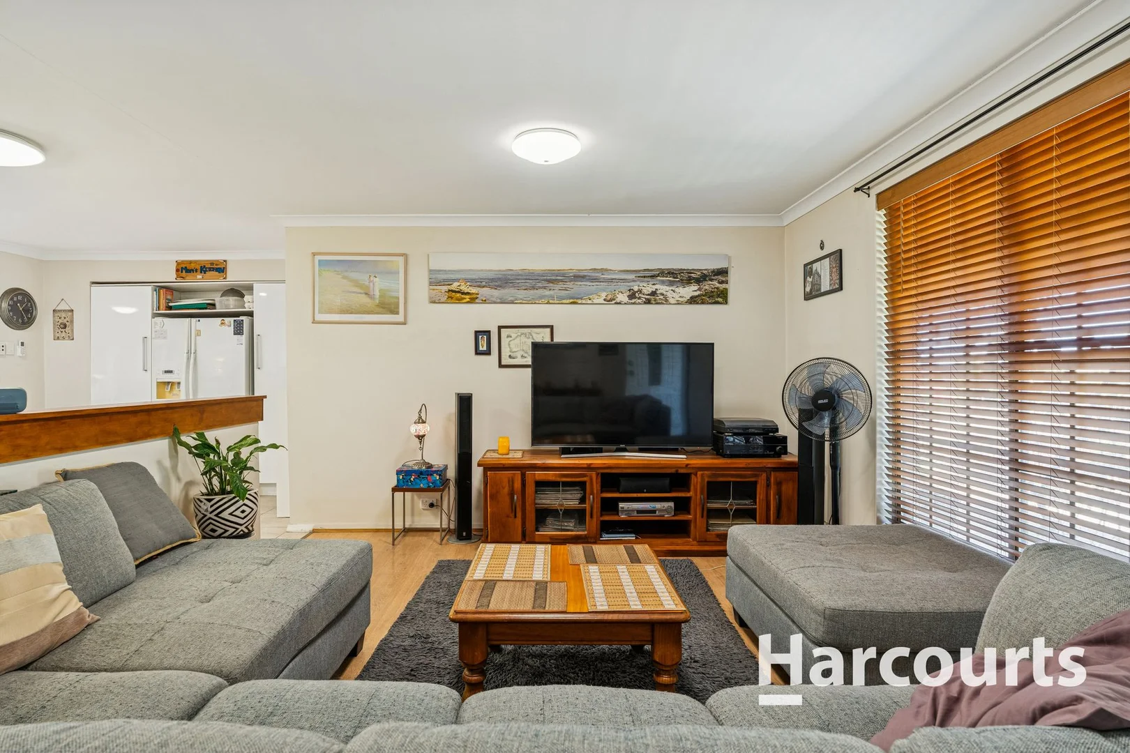 Additional image 4 of 11 Gumblossom Way, Quinns Rocks WA 6030