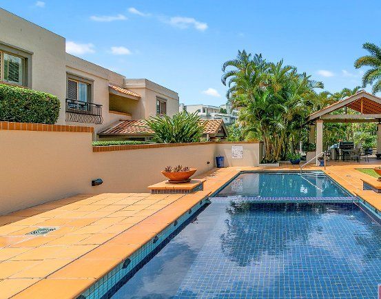 3 bedrooms Apartment / Unit / Flat in 8/50 Lower River Terrace SOUTH BRISBANE QLD, 4101