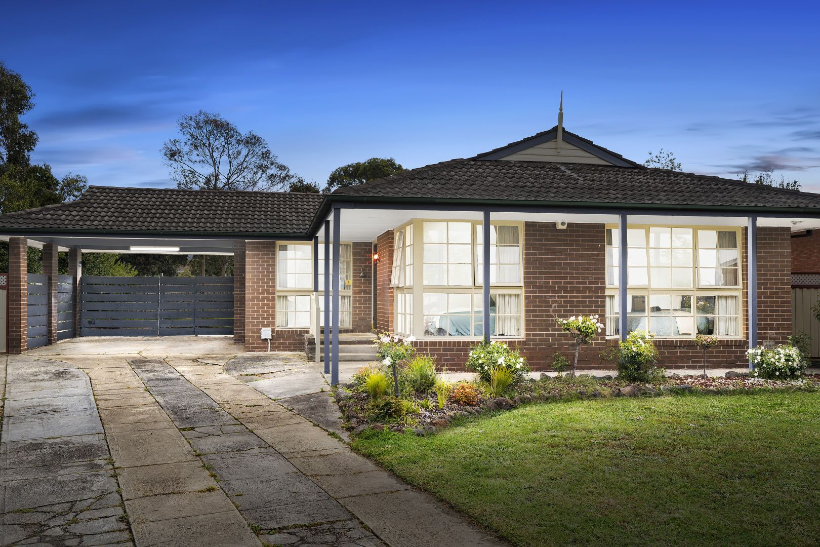 12 Ascot Court, Dandenong North Property History & Address Research