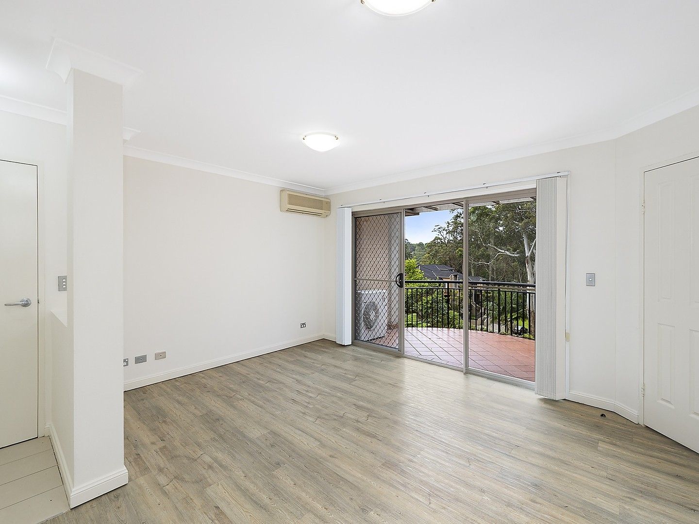 2 bedrooms Apartment / Unit / Flat in 33/36-44 Fontenoy Road MACQUARIE PARK NSW, 2113
