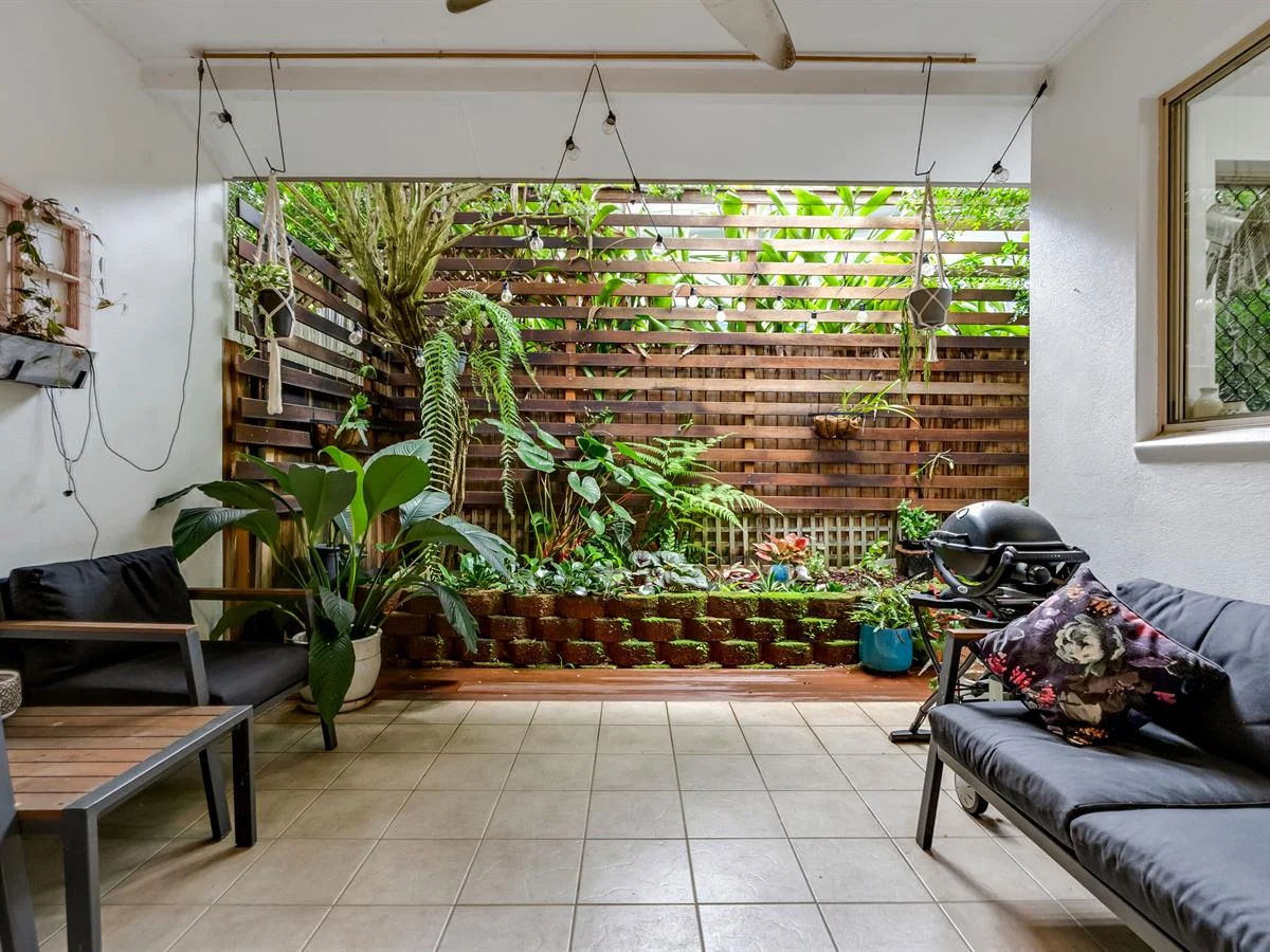 Additional image 2 of 9/12-14 Old Smithfield Road, Freshwater QLD 4870