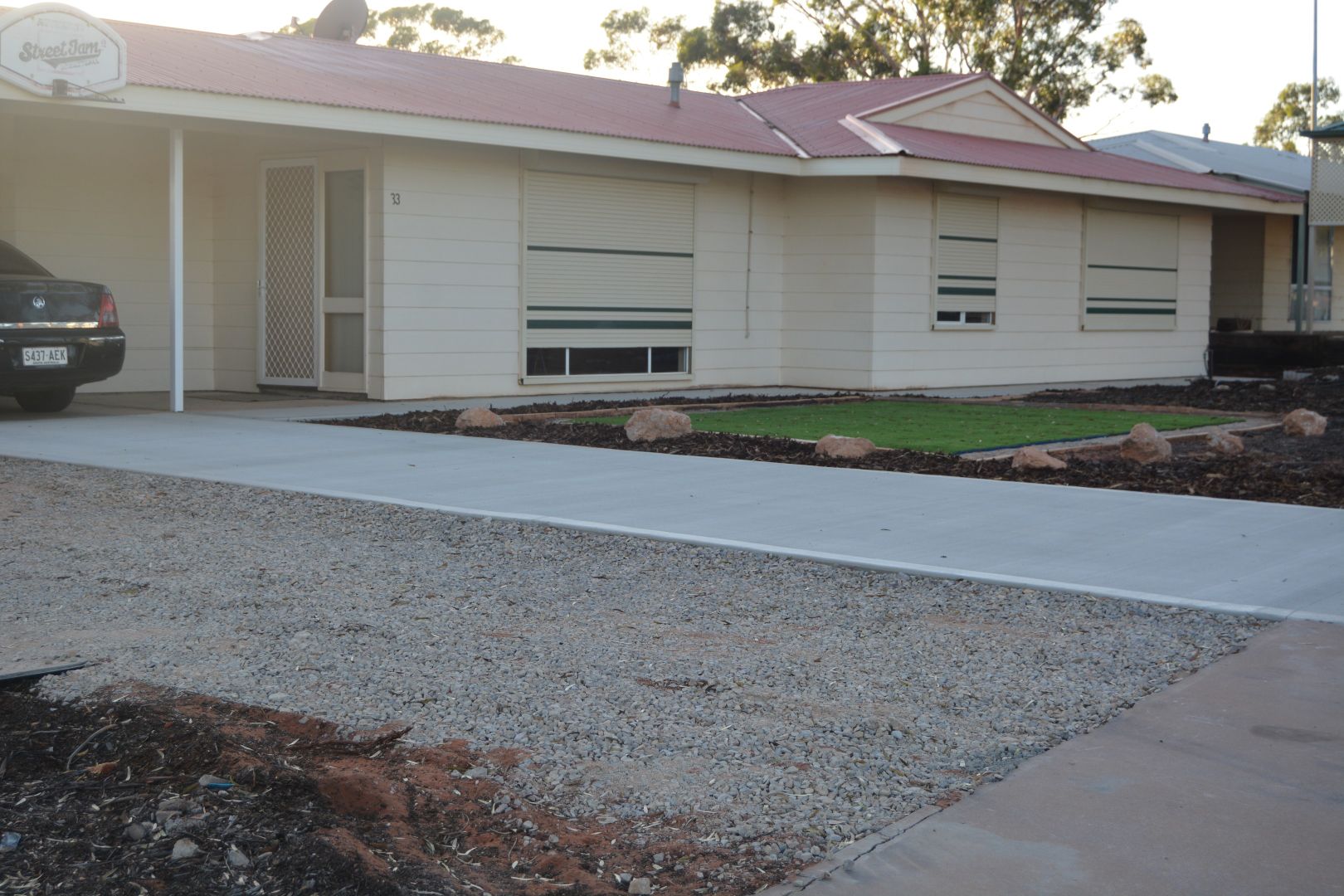 33 Irrapatana Road, Roxby Down Property History & Address Research