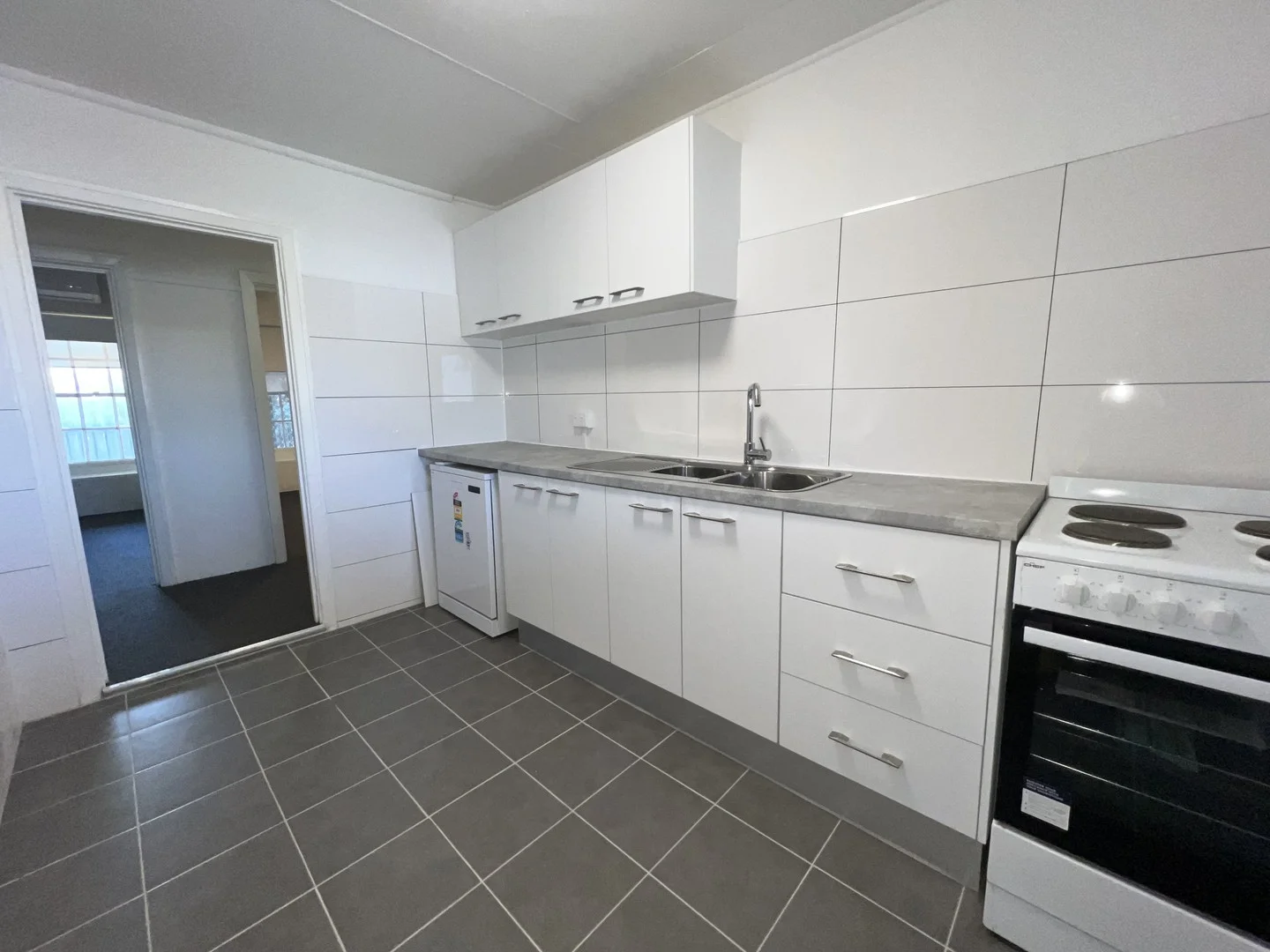 Primary image of 5/591 Smollett Street, Albury NSW 2640