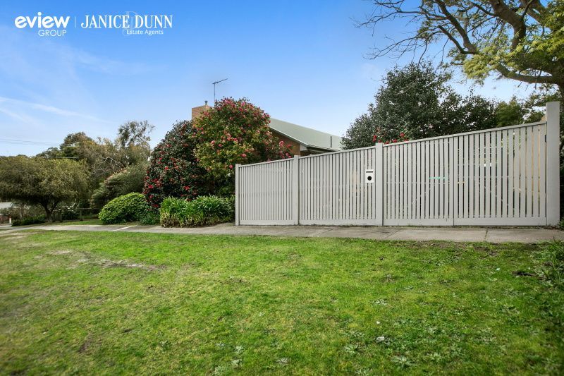 33 Woolston Drive, Frankston South VIC 3199, Image 1