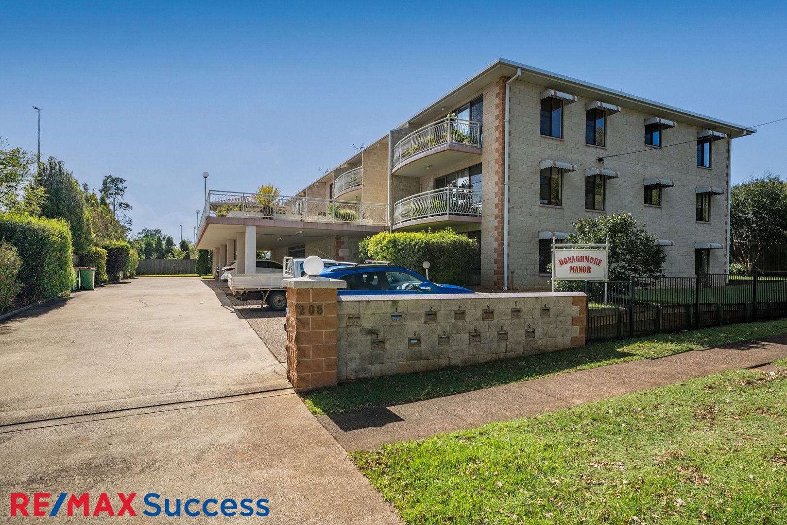 2 bedrooms Apartment / Unit / Flat in 10/208 Hume Street SOUTH TOOWOOMBA QLD, 4350