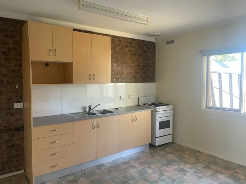 Additional image 2 of 2/17 Numurkah Road, Shepparton VIC 3630