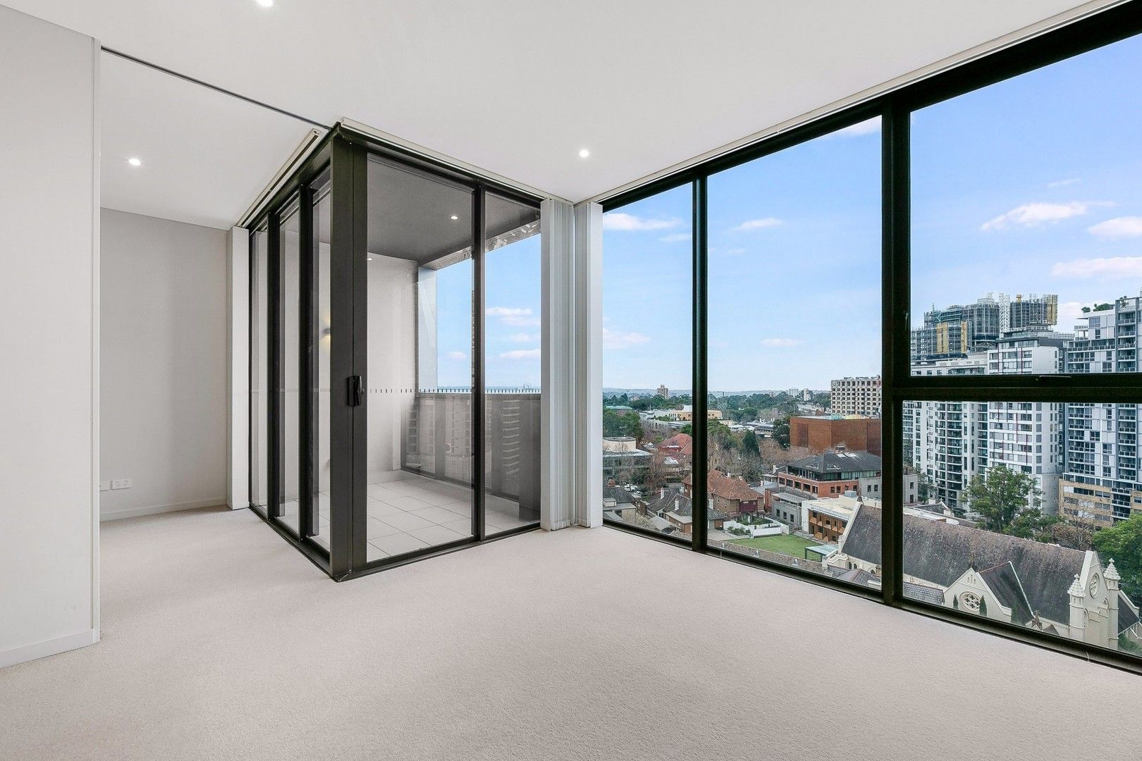 2 bedrooms Apartment / Unit / Flat in Level 15/211-223 Pacific Hwy NORTH SYDNEY NSW, 2060