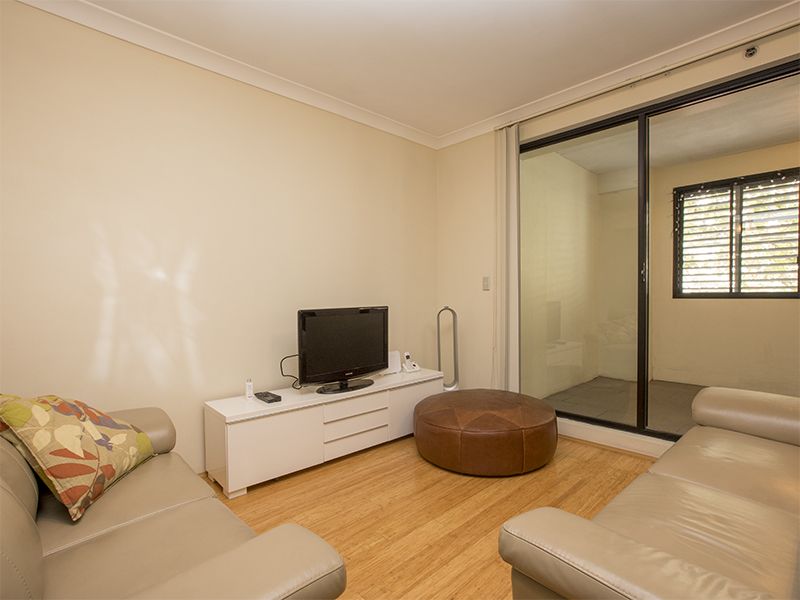 101/242 Elizabeth Street, Surry Hills NSW 2010, Image 2