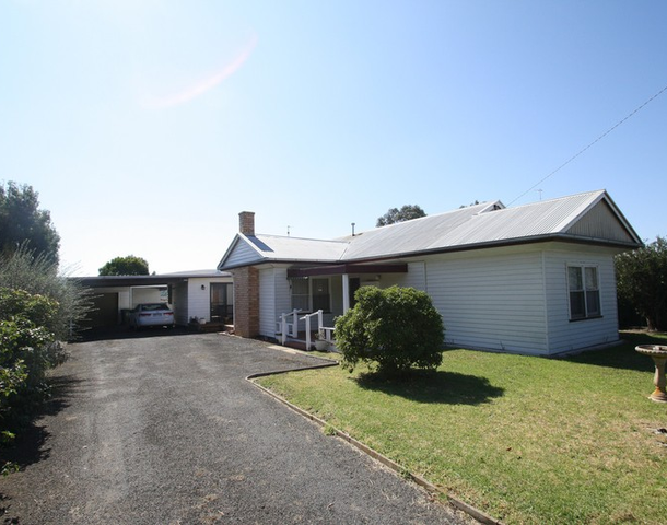 14 Hamilton Road, Coleraine VIC 3315