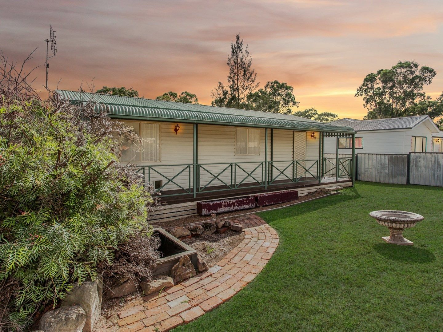 30 John Street, Ellalong NSW 2325