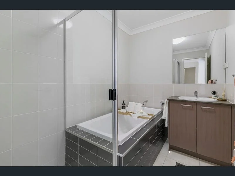 Additional image 12 of 12 Mapleton Dr, North Lakes QLD 4509