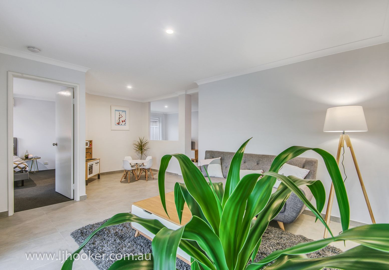 47 Flowerwood Way, Huntingdale WA 6110, Image 2