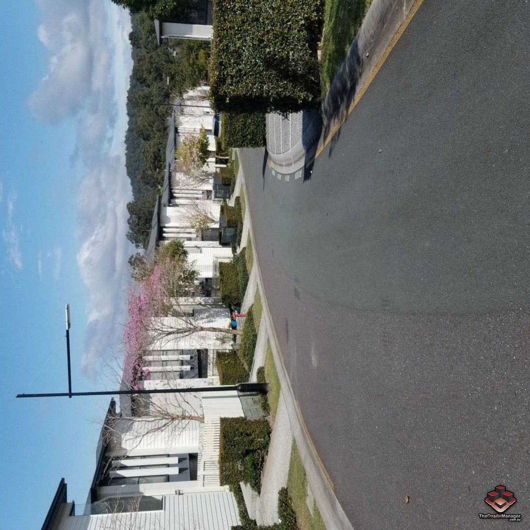 3 bedrooms Townhouse in ID:21114412/1 Norris Street PACIFIC PINES QLD, 4211