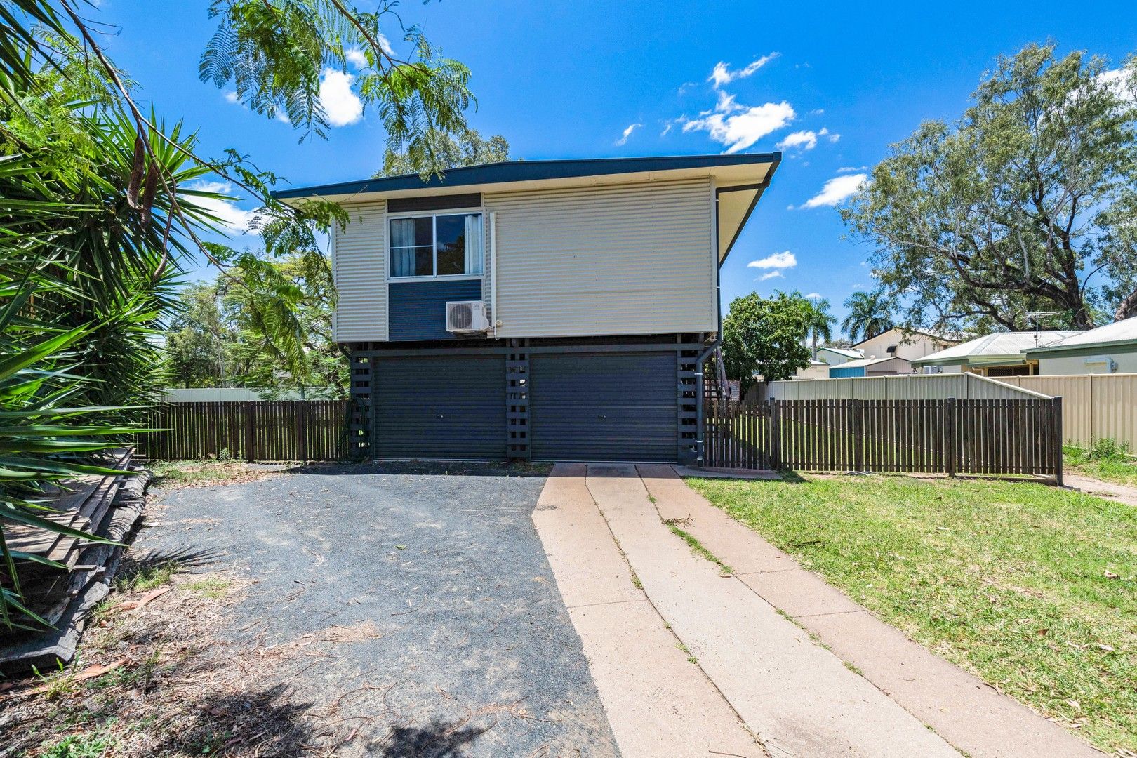 5 Suncross Place, Emerald QLD 4720, Image 0