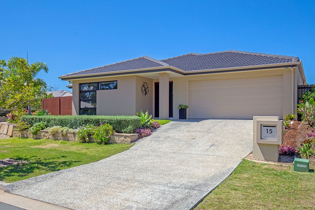 3 bedrooms House in 15 Bunderoo Circuit PIMPAMA QLD, 4209