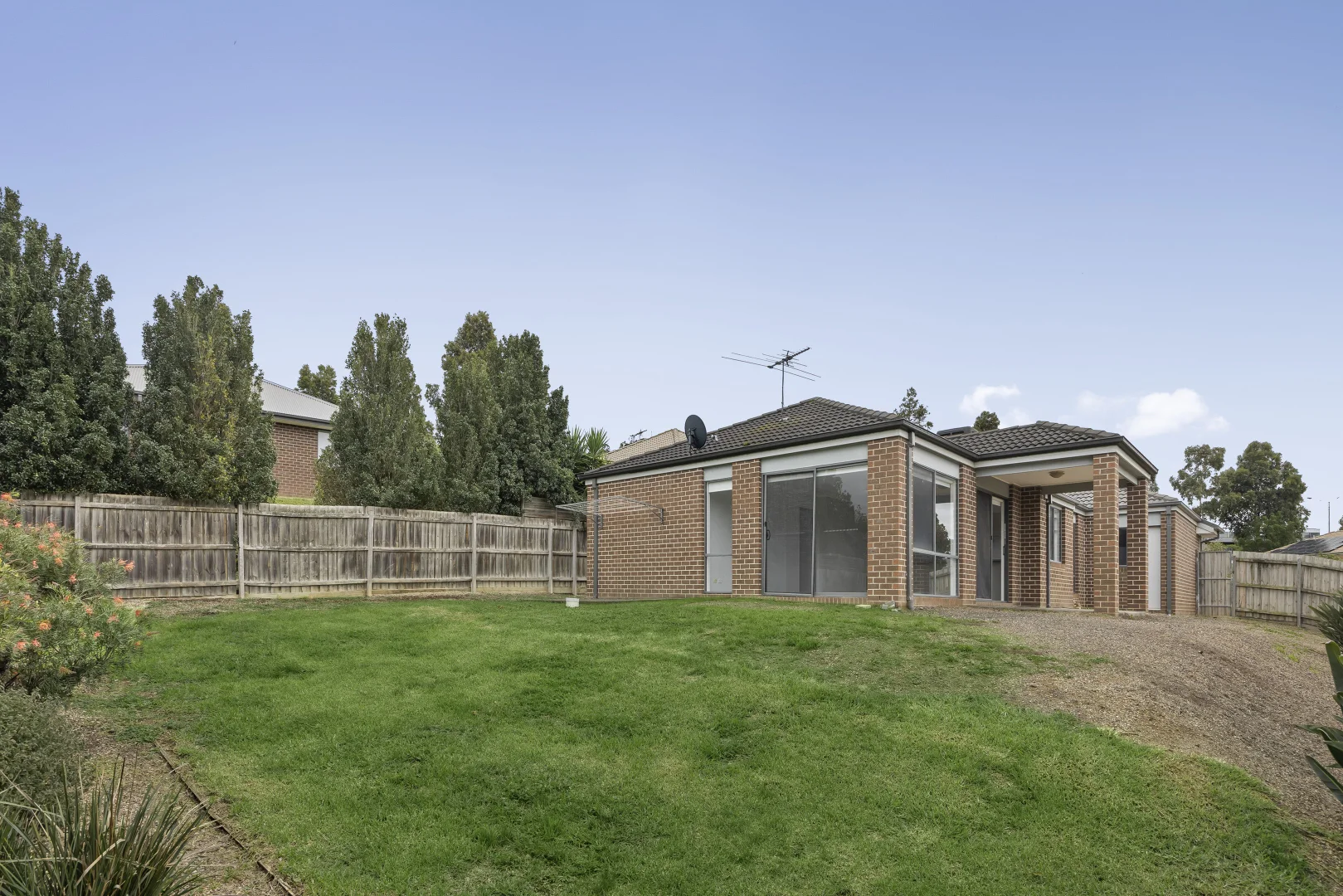 Additional image 12 of 4 Raine Court, Sunbury VIC 3429