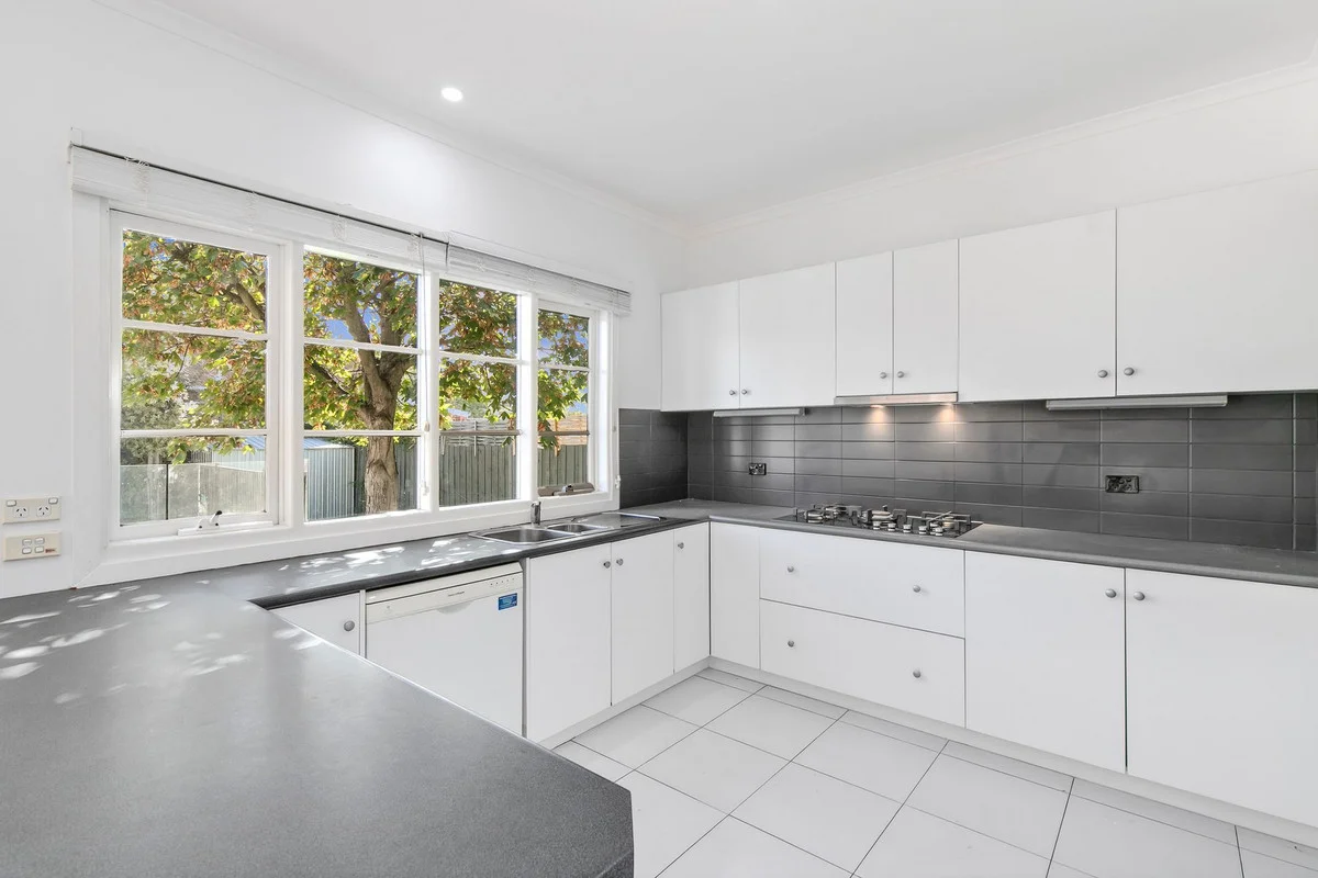 Additional image 8 of 398 Aberdeen Street, Newtown VIC 3220