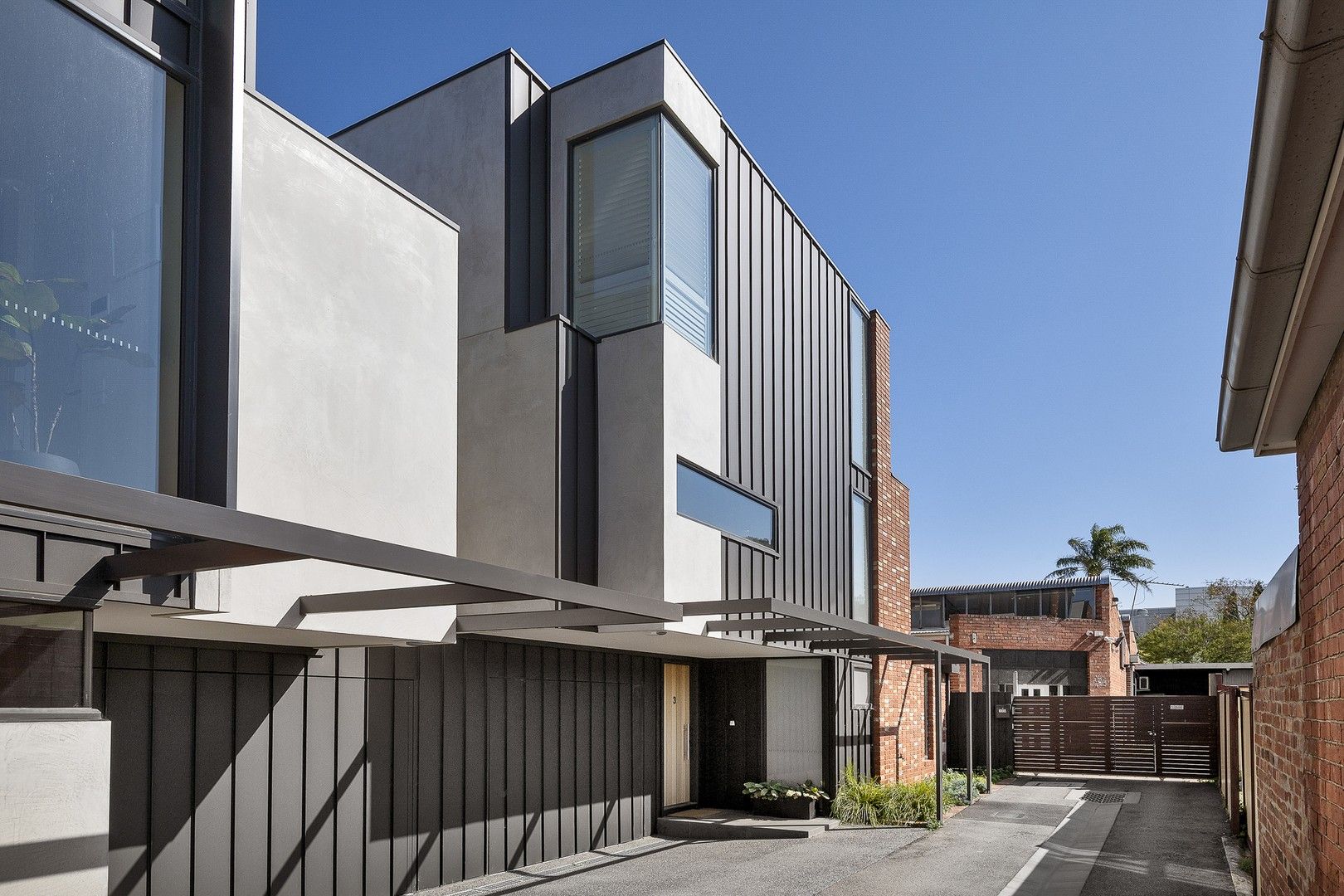 3 bedrooms Townhouse in 3/123 Union Street WINDSOR VIC, 3181