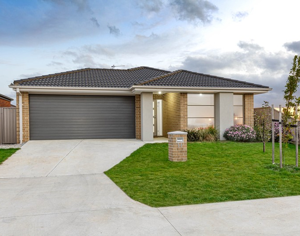 11 Silver Leaf Way, Winter Valley VIC 3358