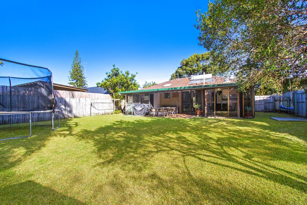 16 Oleander Avenue, Cabarita Beach NSW 2488, Image 1