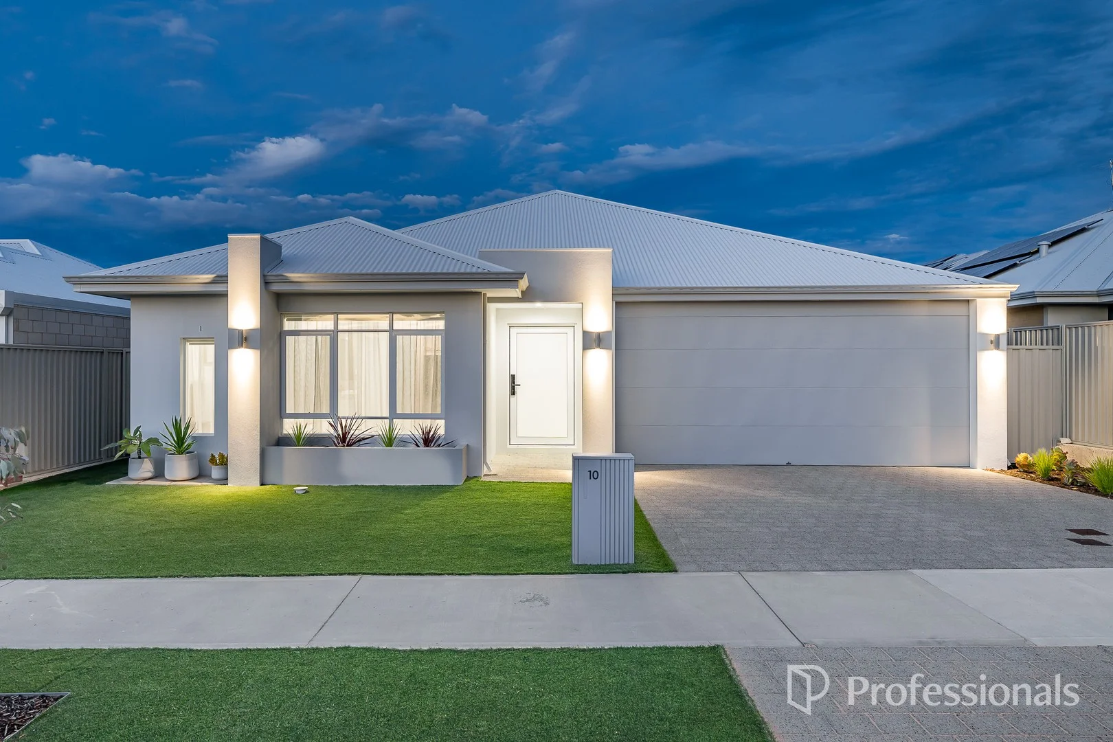 Primary image of 10 Kiama View, Alkimos WA 6038