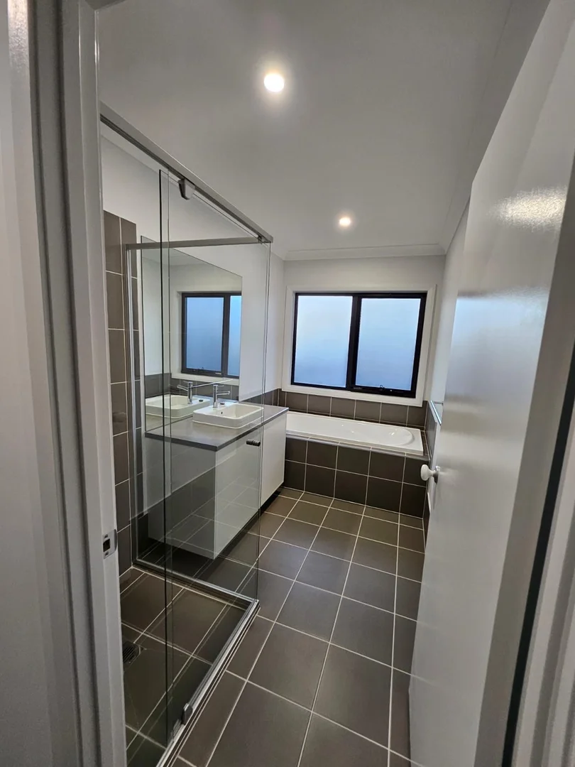 Additional image 11 of 22 Wellington Road, Yass NSW 2582