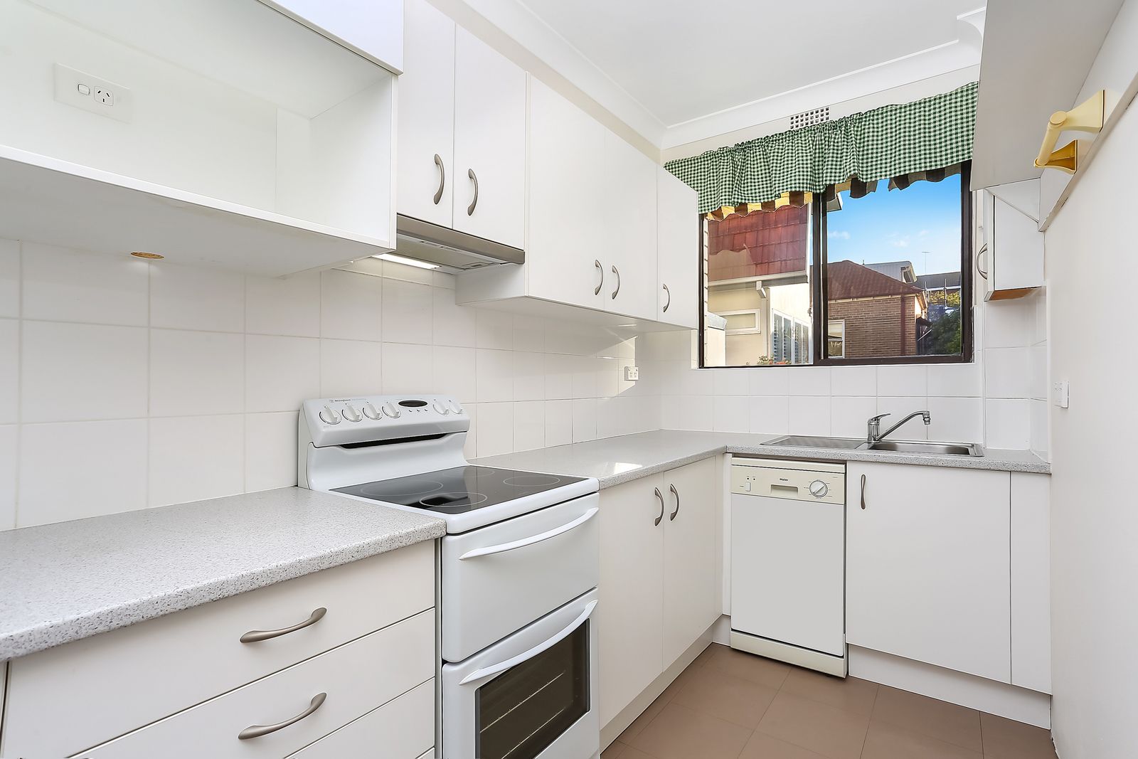 3/79 Bream Street, Coogee NSW 2034 Apartment For Rent 720 Domain