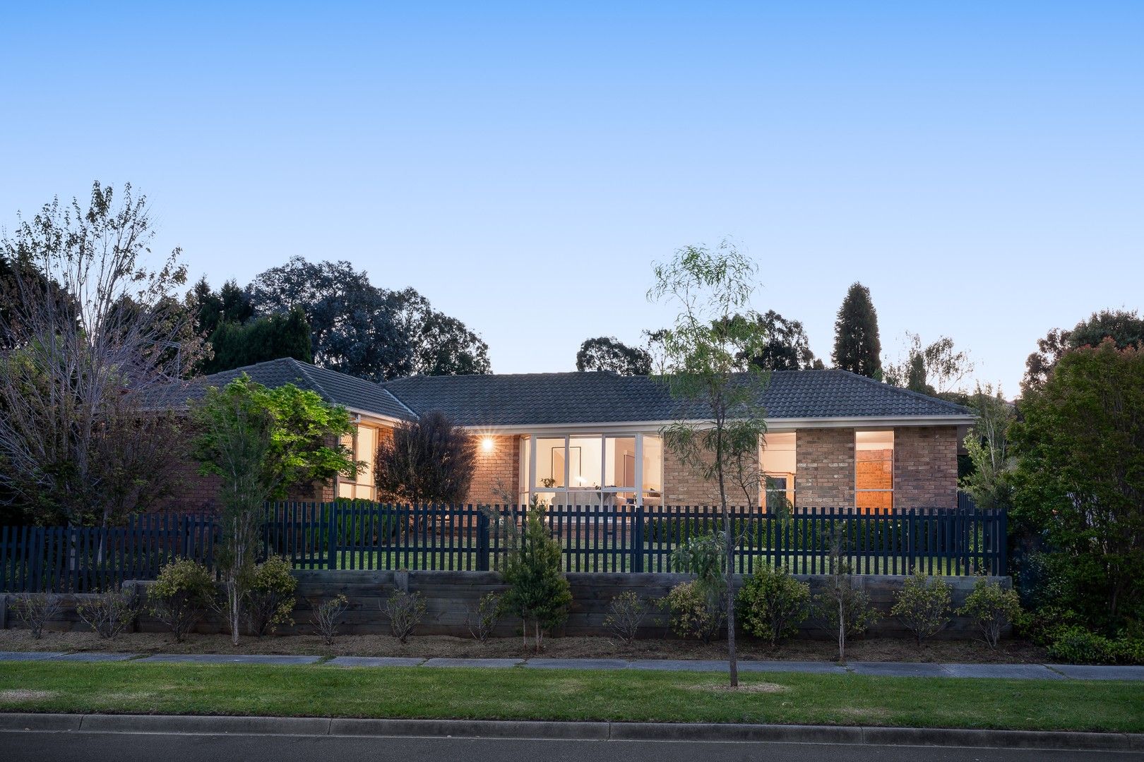 1 Maitland Close, Mulgrave VIC 3170, Image 0