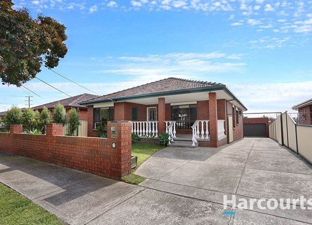 38 Robinvale Avenue, Thomastown VIC 3074