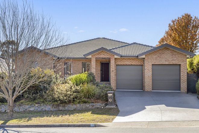 Picture of 41 Tennyson Drive, QUEANBEYAN NSW 2620