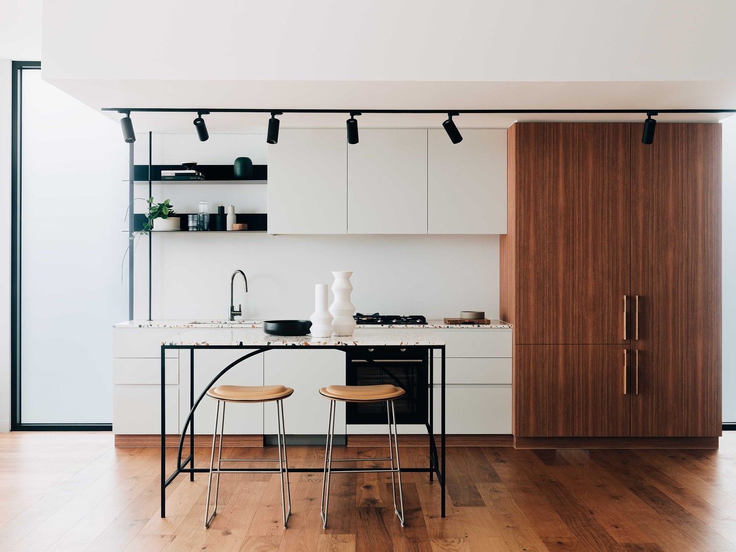 1 bedrooms Apartment / Unit / Flat in 7.07/41-49 Bank Street SOUTH MELBOURNE VIC, 3205