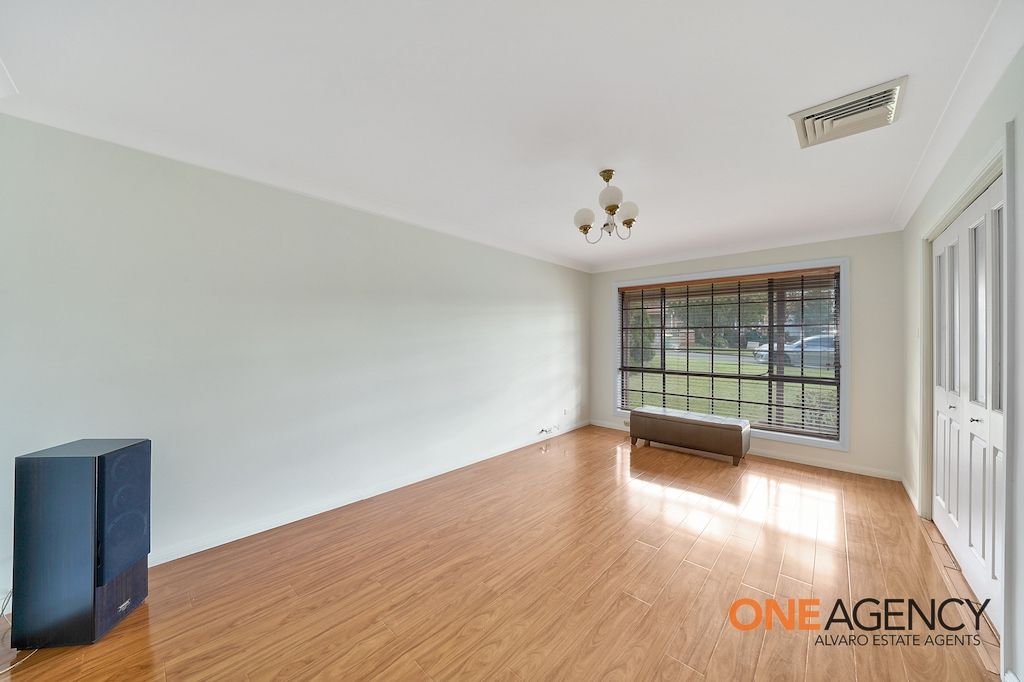 20 Ilford Place, Abbotsbury NSW 2176, Image 1