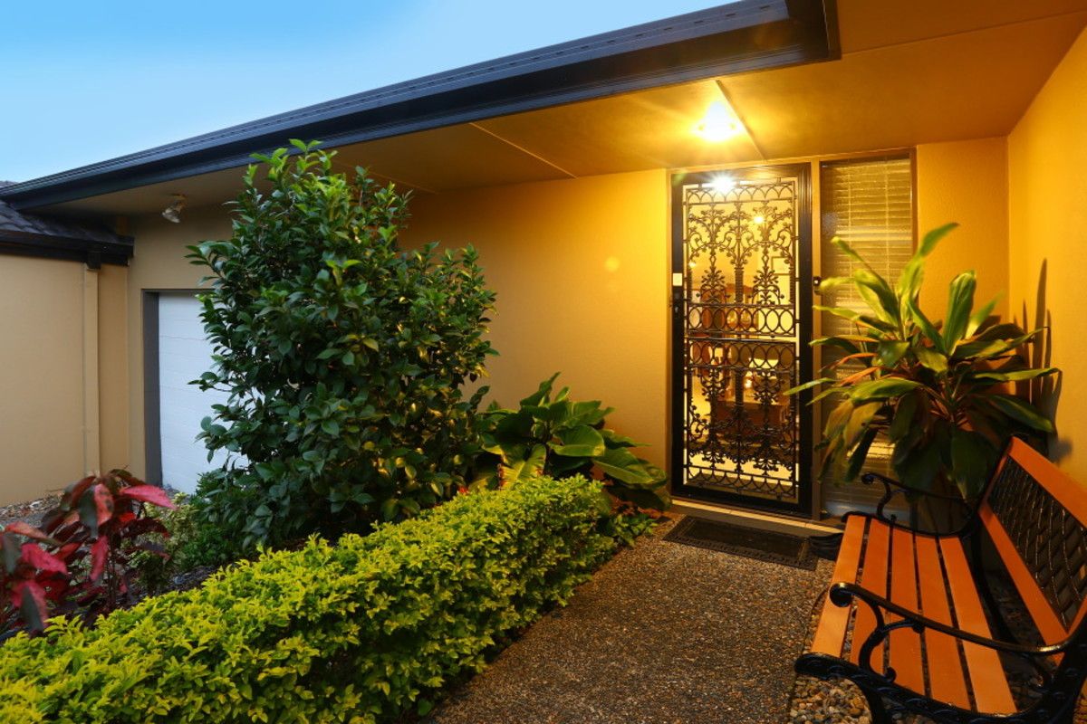 4/136 Pacific Pines Boulevard, Pacific Pines QLD 4211, Image 1