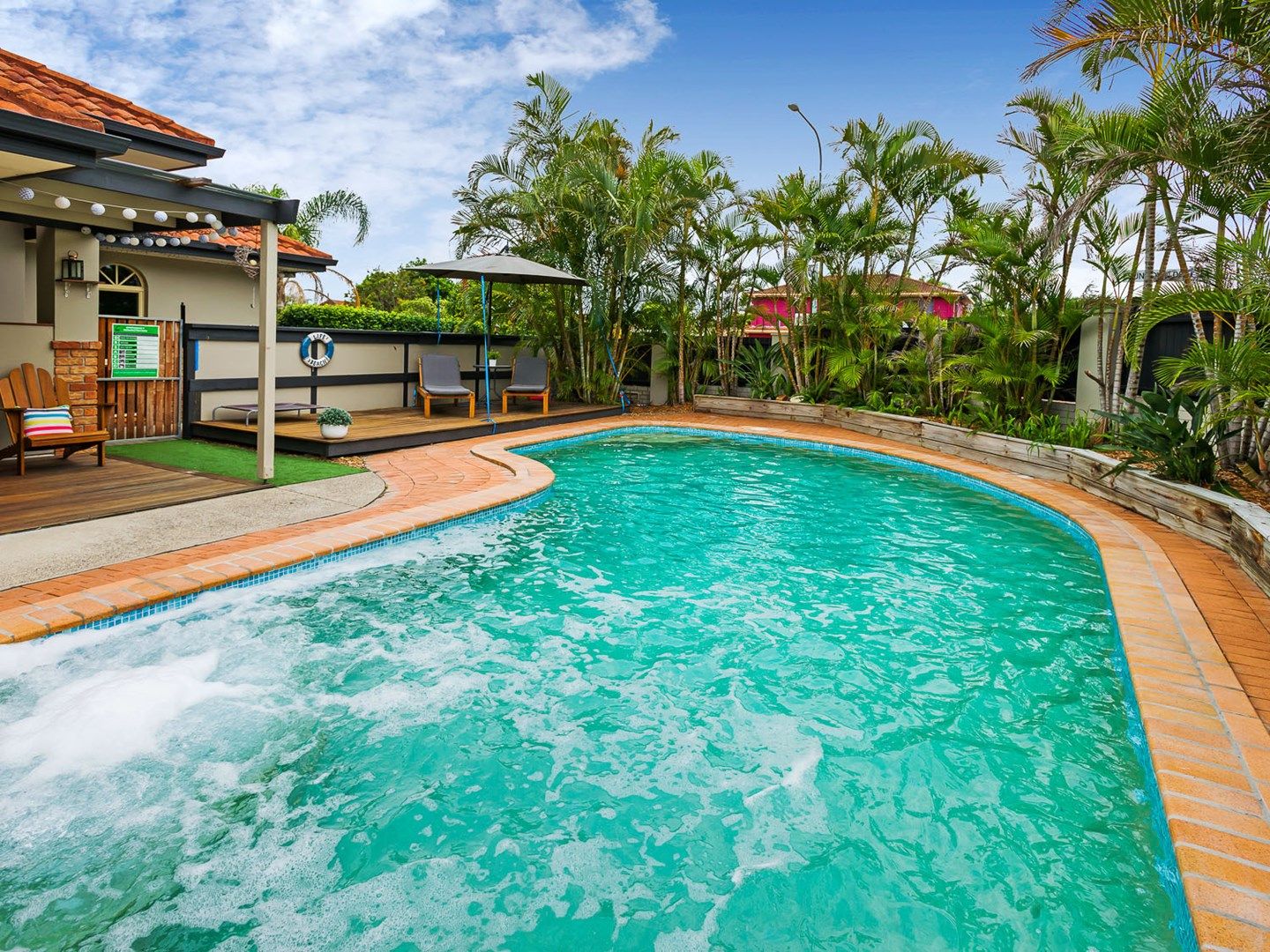 2 Sundown Drive, Paradise Point QLD 4216, Image 0