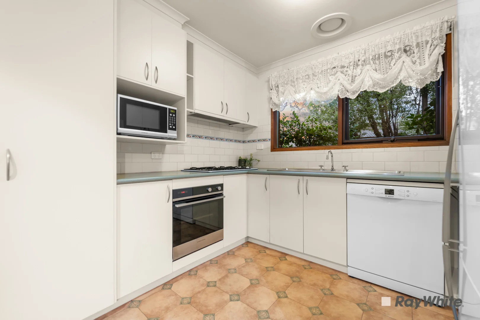 Additional image 9 of 1 Guildford Crescent, Narre Warren VIC 3805
