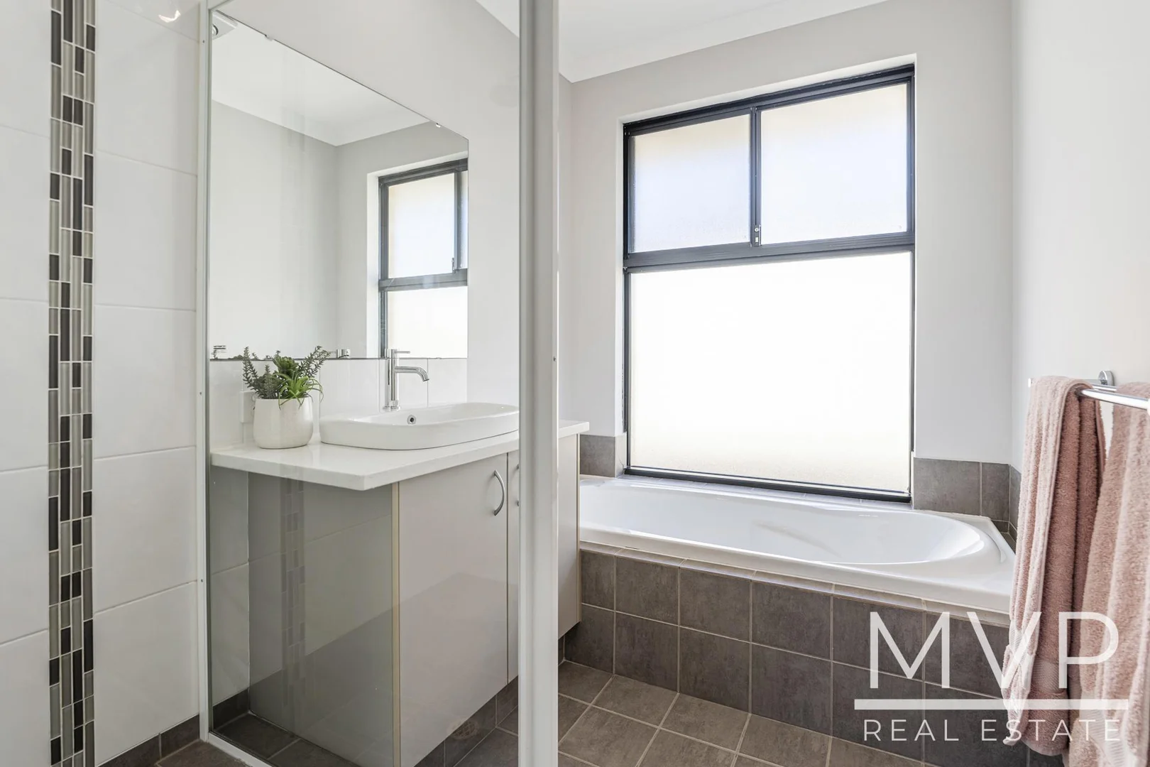 Additional image 19 of 2 Overton Vista, Success WA 6164