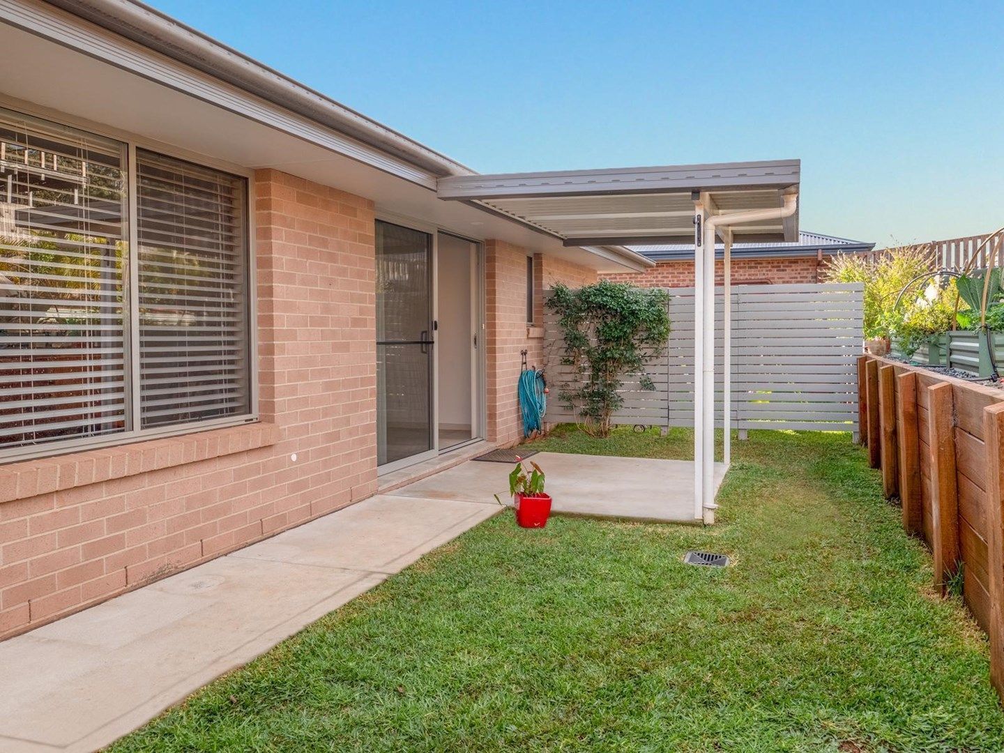 1 bedrooms Apartment / Unit / Flat in 47 Brierley Avenue PORT MACQUARIE NSW, 2444