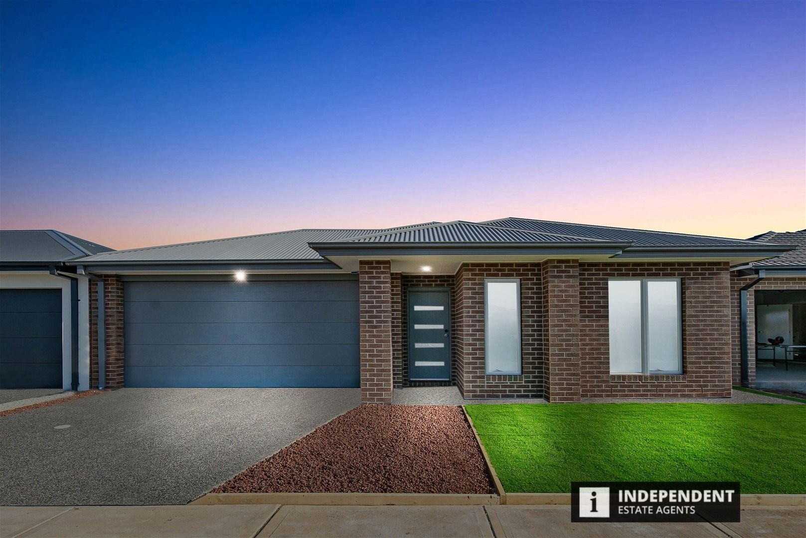 33 Mcculloch Street, Melton South VIC 3338, Image 0