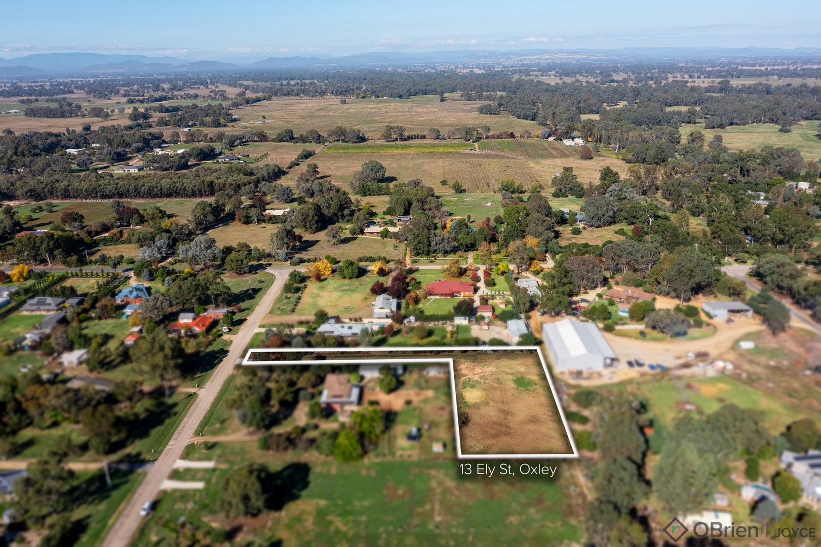 13 Ely Street, Oxley VIC 3678